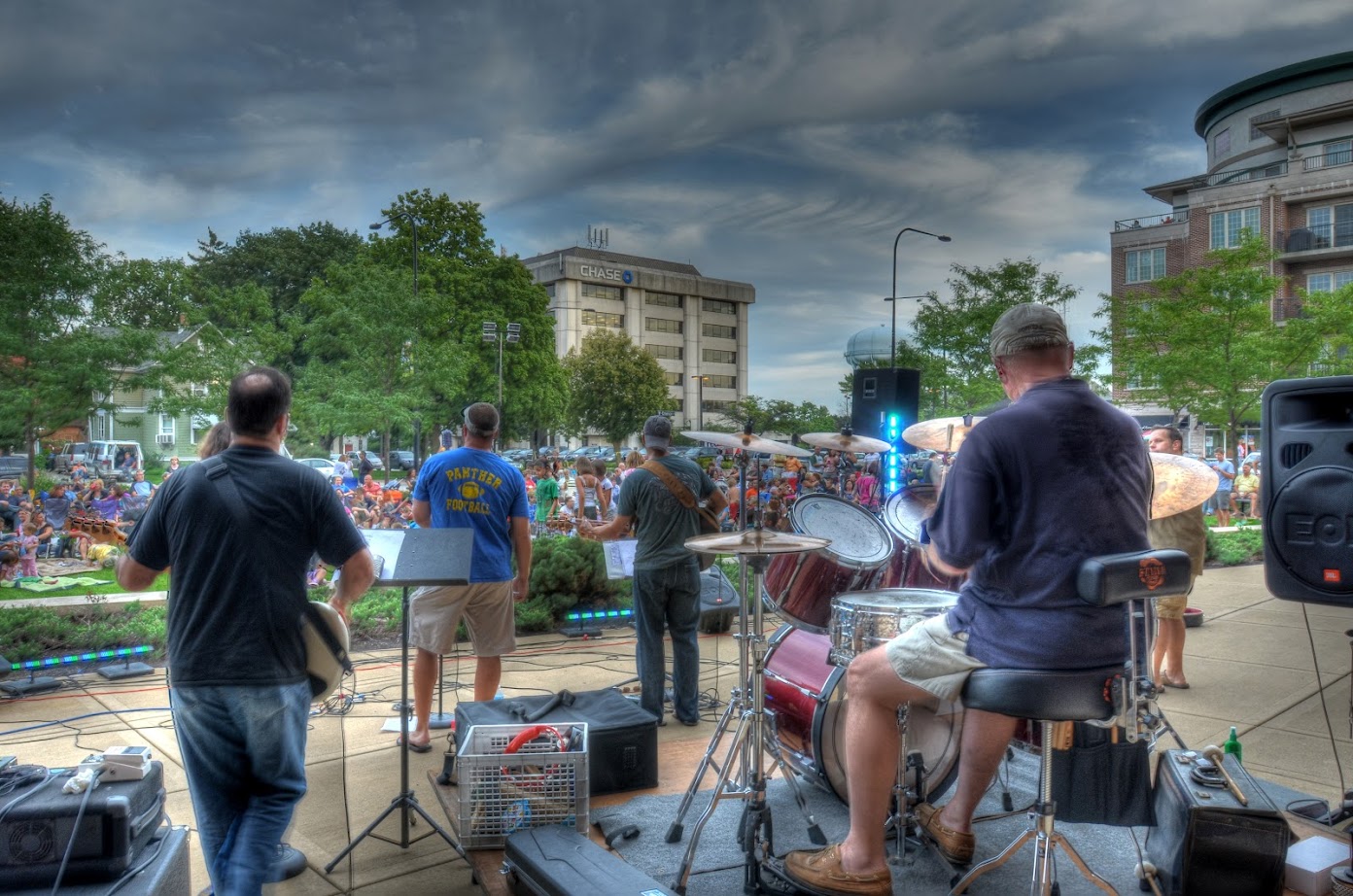 Fridays on the Green 2011 - Ken Dix and the Friday Night Lawn Jockeys- August 16